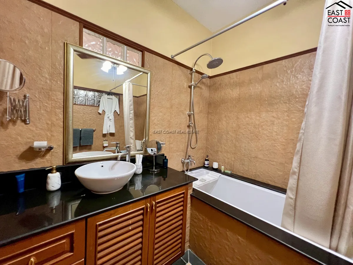 Private Two Bedroom at Dream Properties photo 13