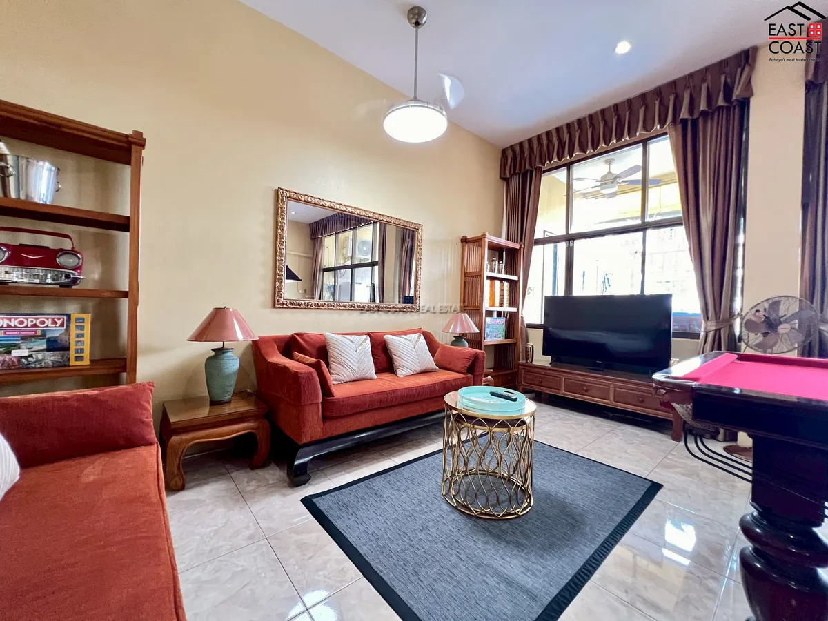 Renovated Two Bedroom at Dream Properties photo 5