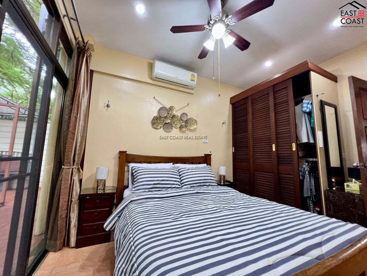 Renovated Two Bedroom at Dream Properties photo 16