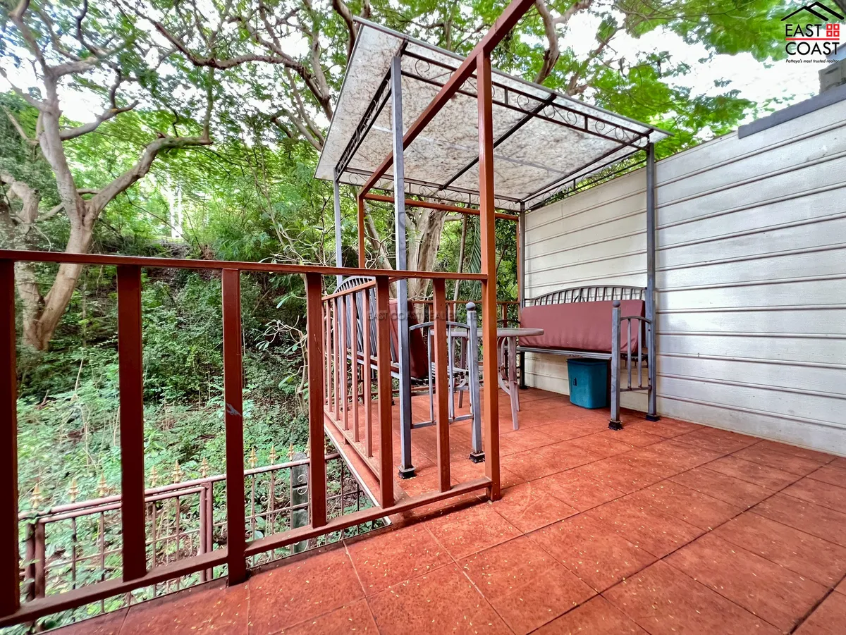 Renovated Two Bedroom at Dream Properties photo 19