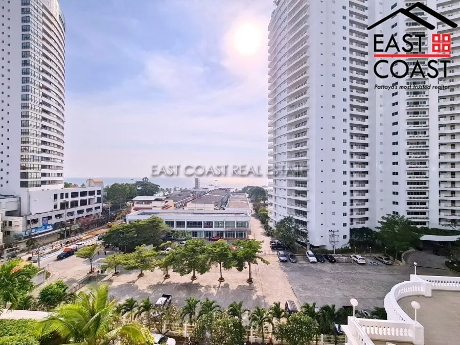 Jomtien Complex photo 14