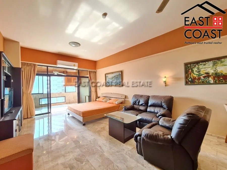 Jomtien Complex photo 8