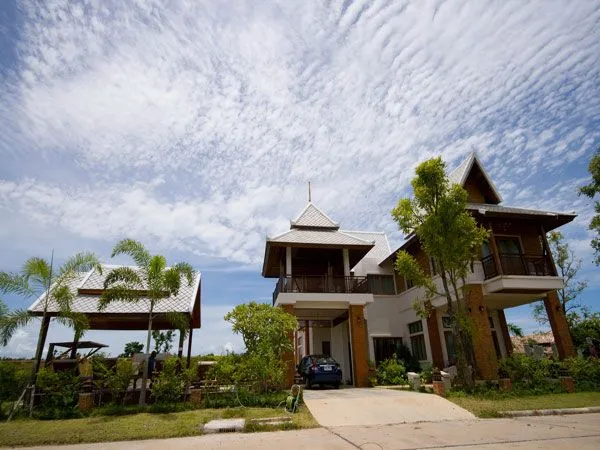 Amari Nova Suites