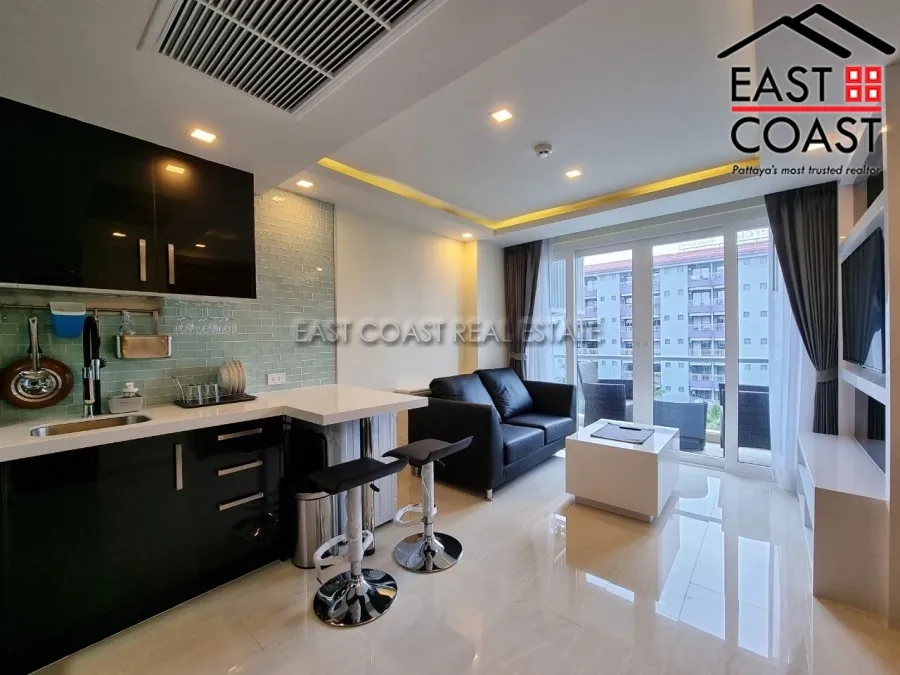 Grand Avenue Residence