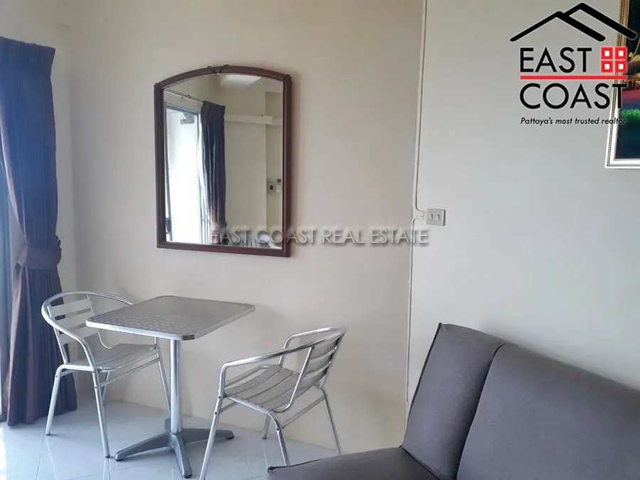 Jomtien Beach Condominium photo 4