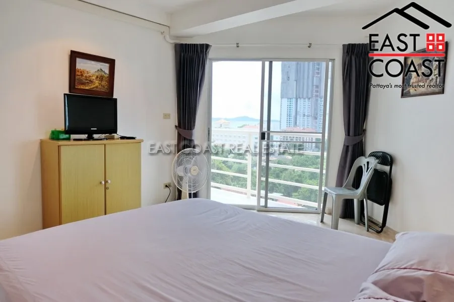 Jomtien Beach Condominium photo 13
