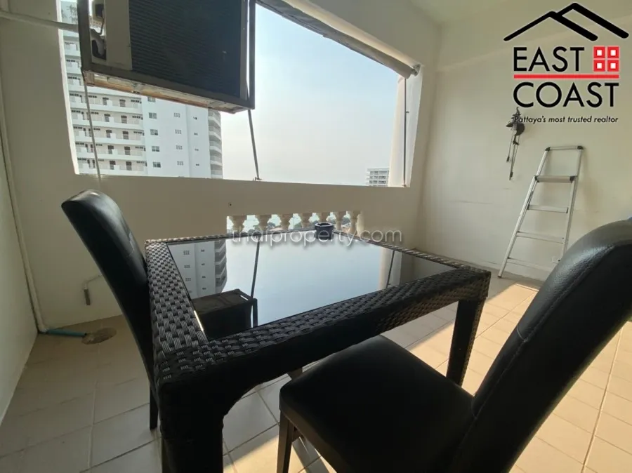 Jomtien Complex photo 14