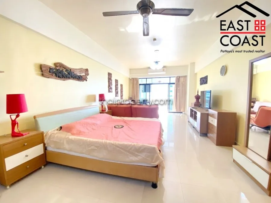 Jomtien Complex photo 9
