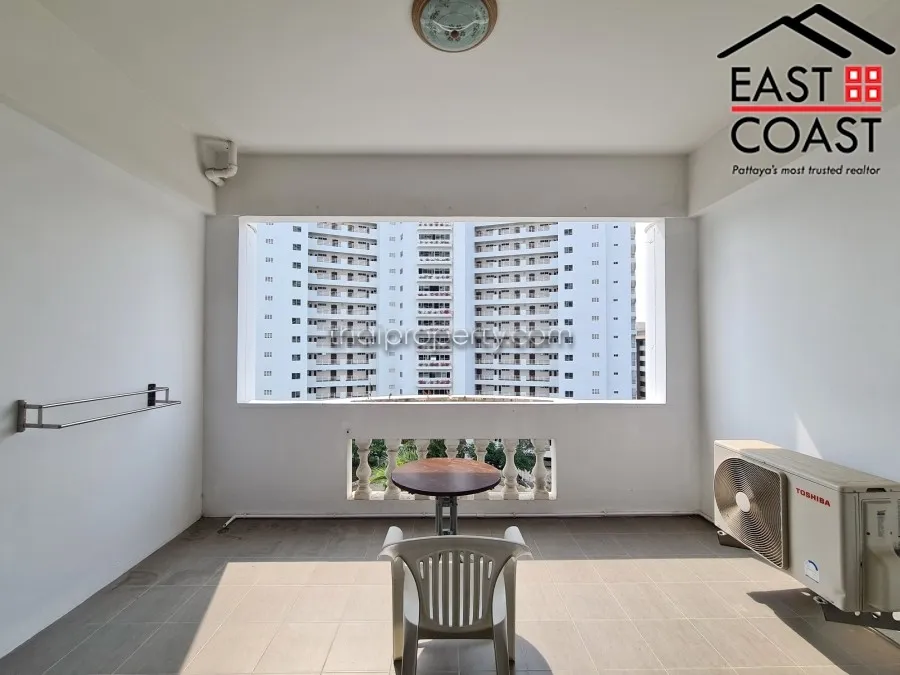 Jomtien Complex photo 11