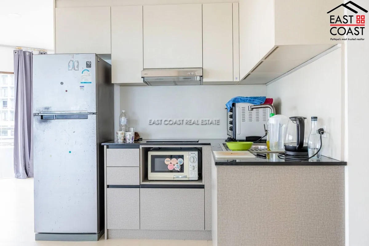 Krisada Cliff & Park Condo photo 5