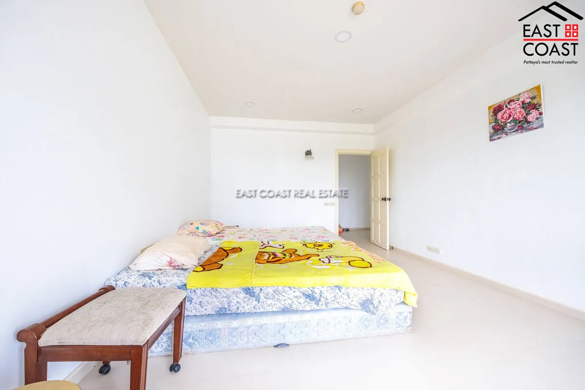 Krisada Cliff & Park Condo photo 22