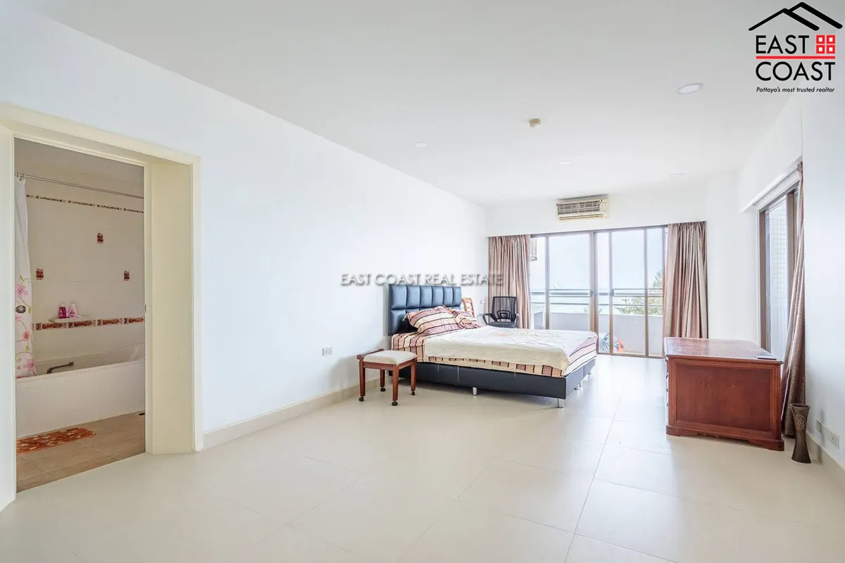 Krisada Cliff & Park Condo photo 13