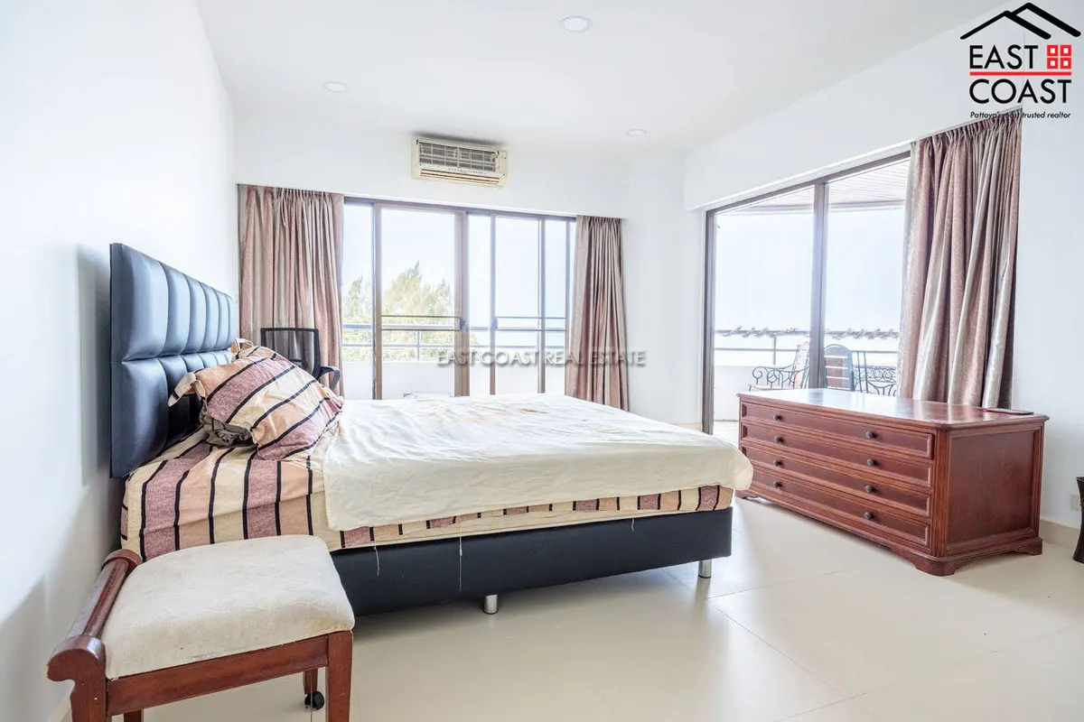 Krisada Cliff & Park Condo photo 15