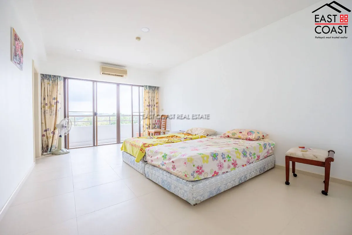 Krisada Cliff & Park Condo photo 24