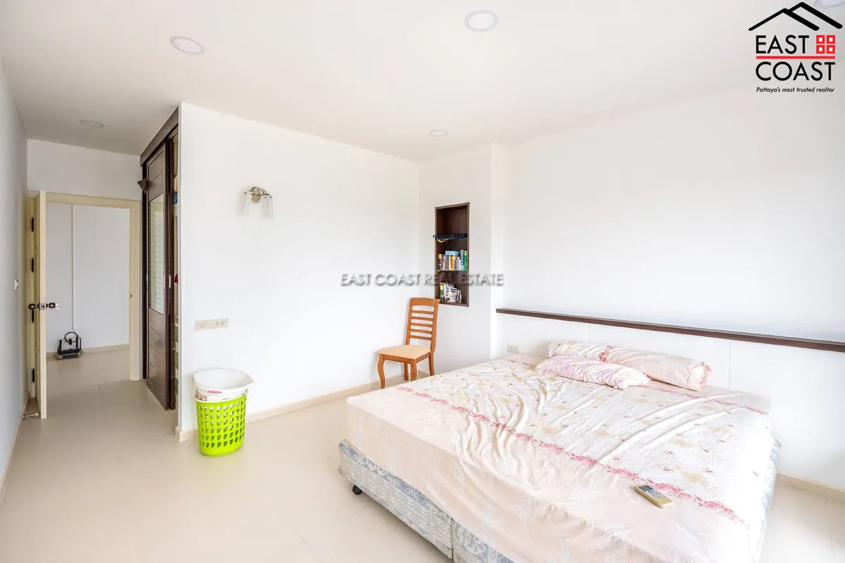 Krisada Cliff & Park Condo photo 27