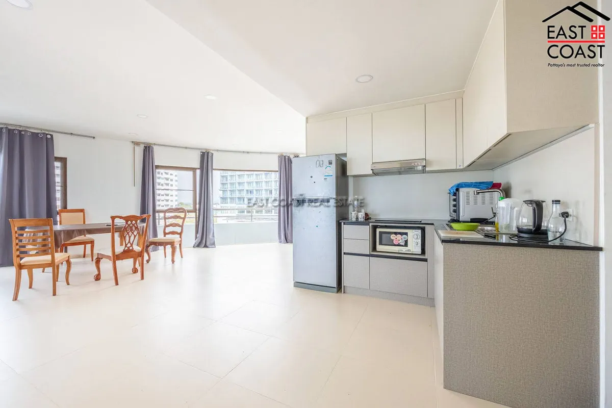 Krisada Cliff & Park Condo photo 7