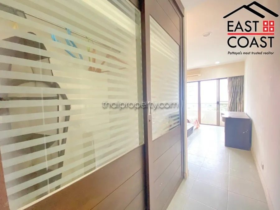 Krisada Cliff & Park Condo photo 14