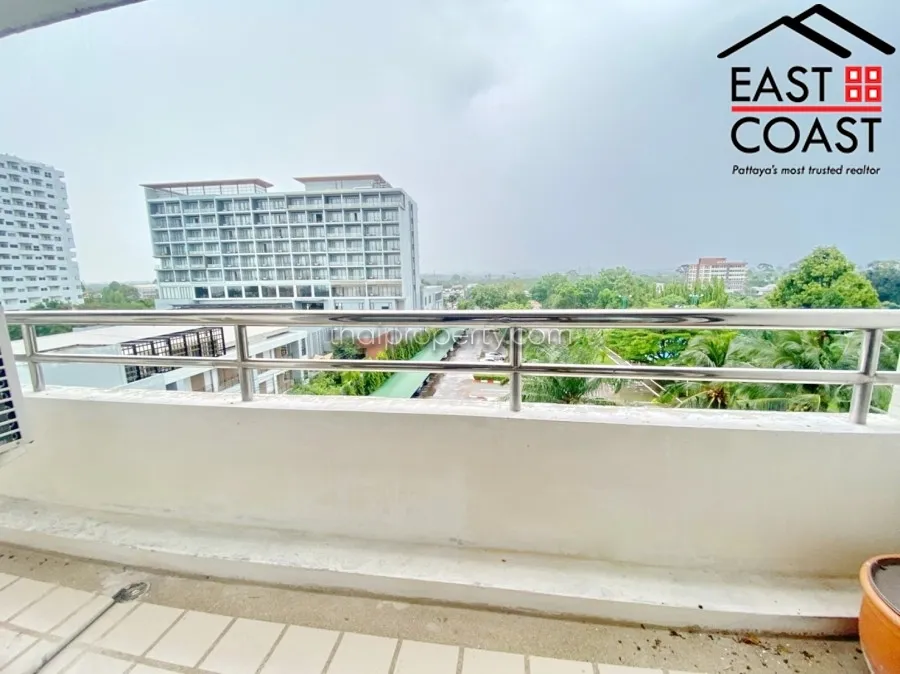 Krisada Cliff & Park Condo photo 8