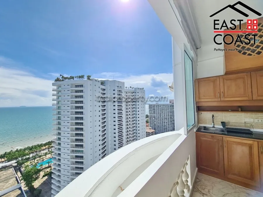 Jomtien Complex photo 7