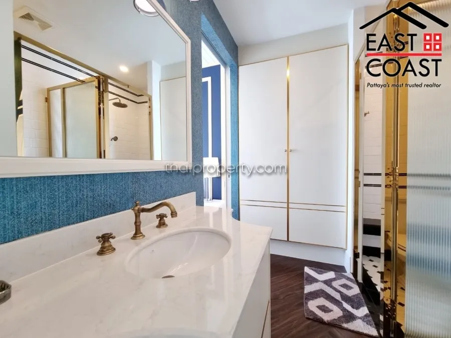 Grand Florida Beachfront Condo Resort Pattaya photo 27