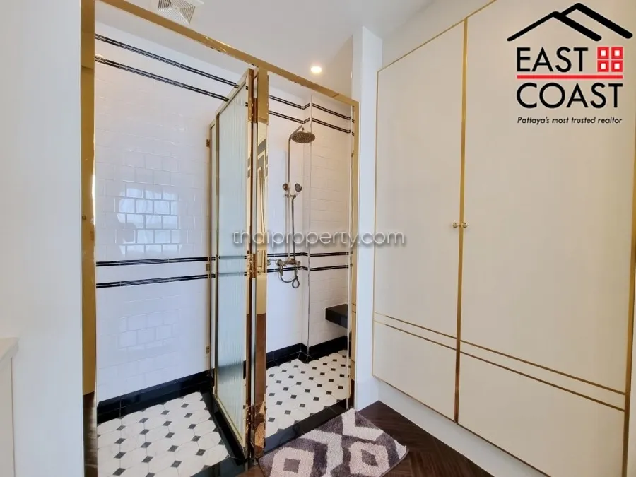 Grand Florida Beachfront Condo Resort Pattaya photo 20
