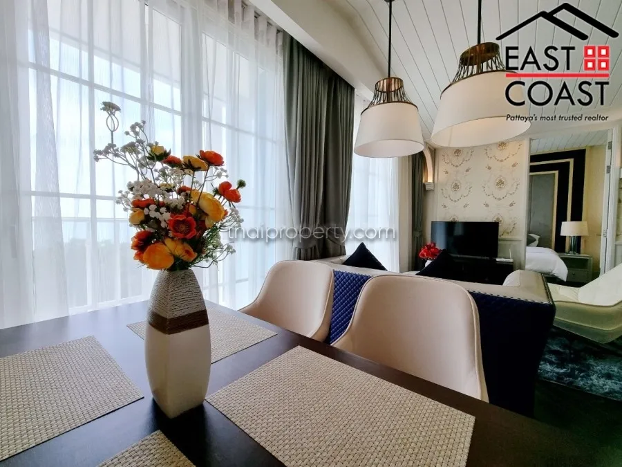 Grand Florida Beachfront Condo Resort Pattaya photo 7