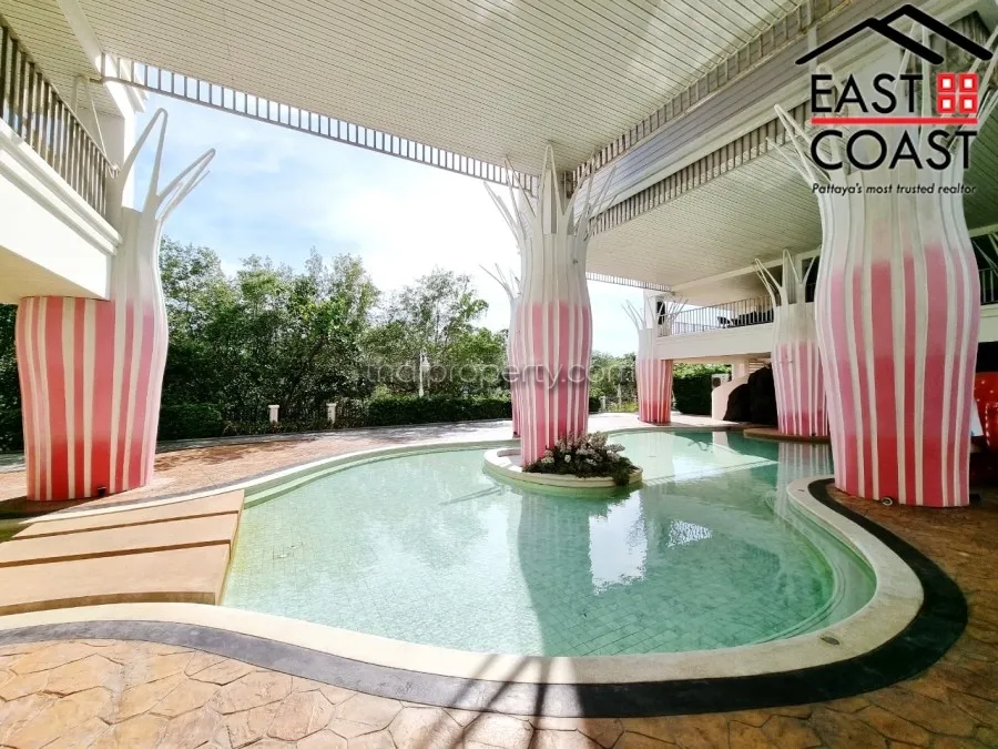 Grand Florida Beachfront Condo Resort Pattaya photo 16