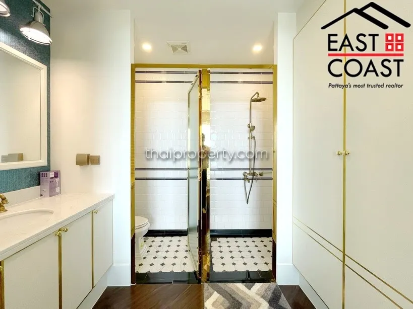 Grand Florida Beachfront Condo Resort Pattaya photo 14