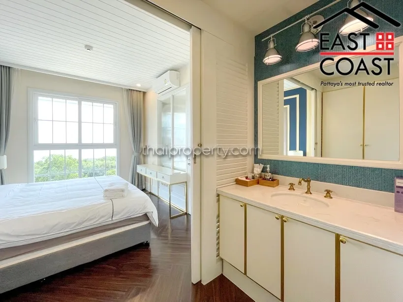 Grand Florida Beachfront Condo Resort Pattaya photo 15