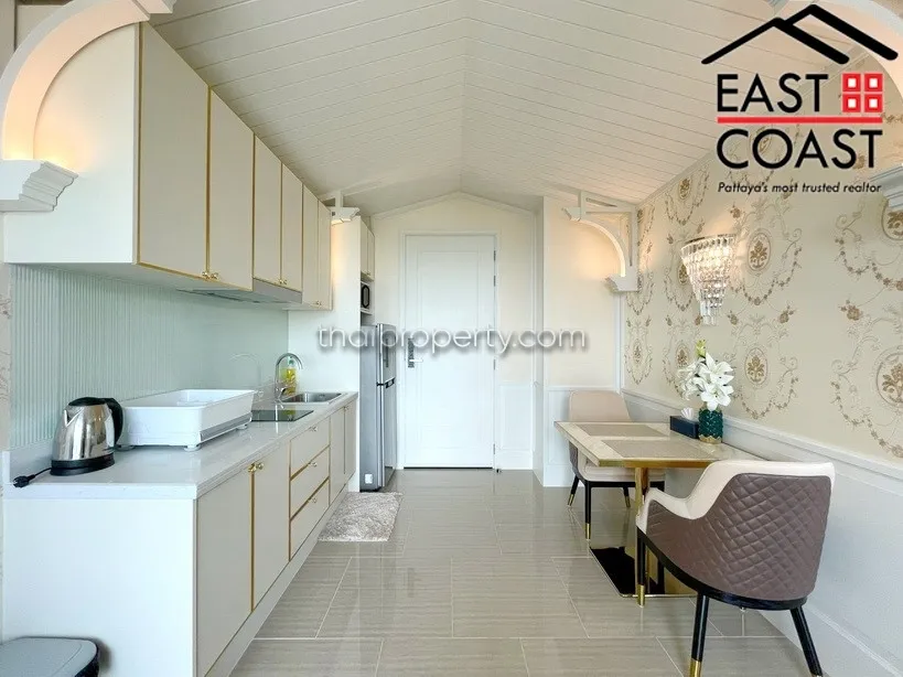 Grand Florida Beachfront Condo Resort Pattaya photo 7