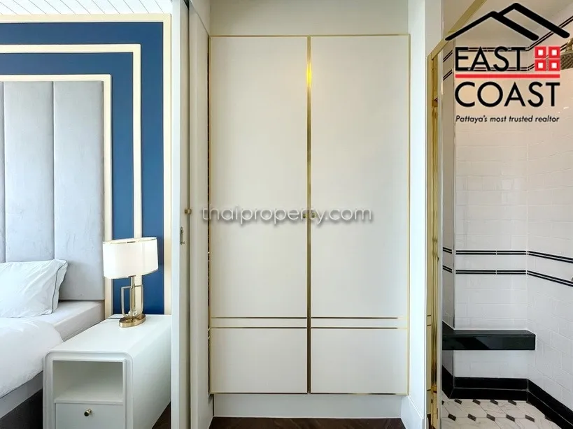 Grand Florida Beachfront Condo Resort Pattaya photo 18