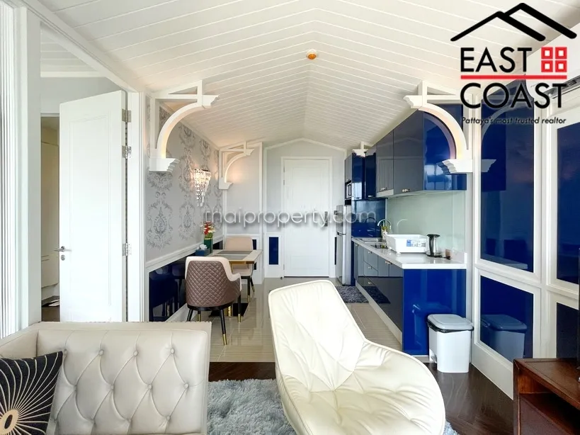 Grand Florida Beachfront Condo Resort Pattaya photo 11