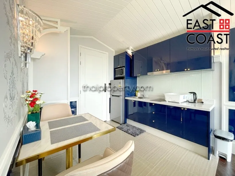 Grand Florida Beachfront Condo Resort Pattaya photo 12