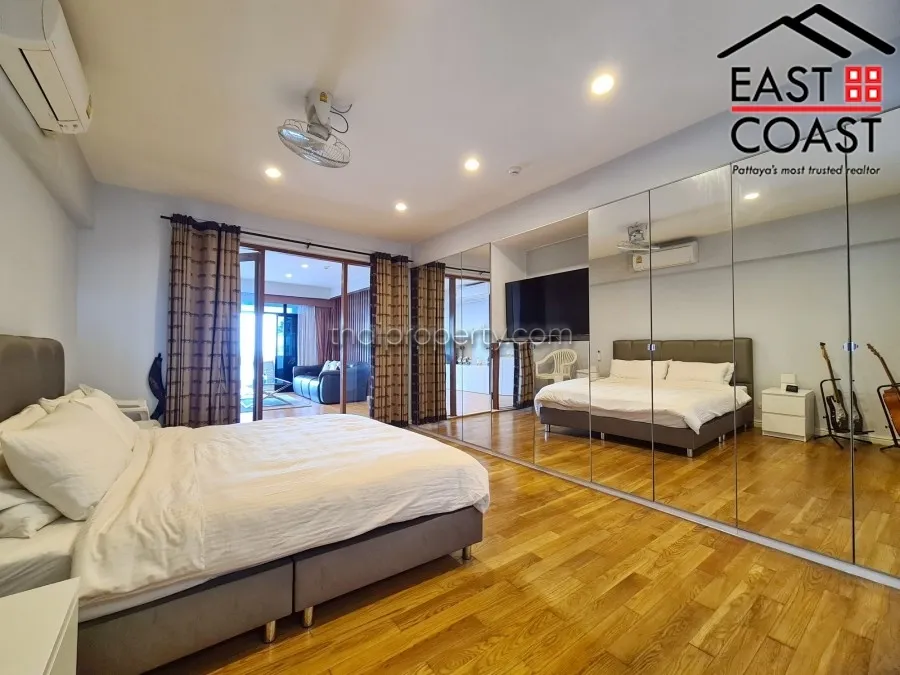 Jomtien Complex photo 4