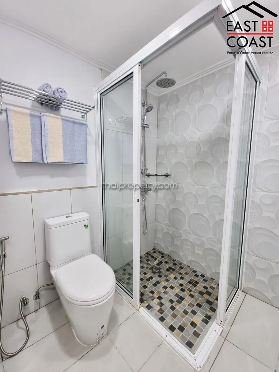 Jomtien Complex photo 14