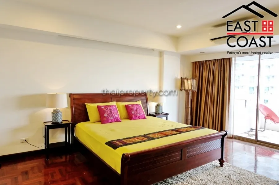 Grand Condo photo 16