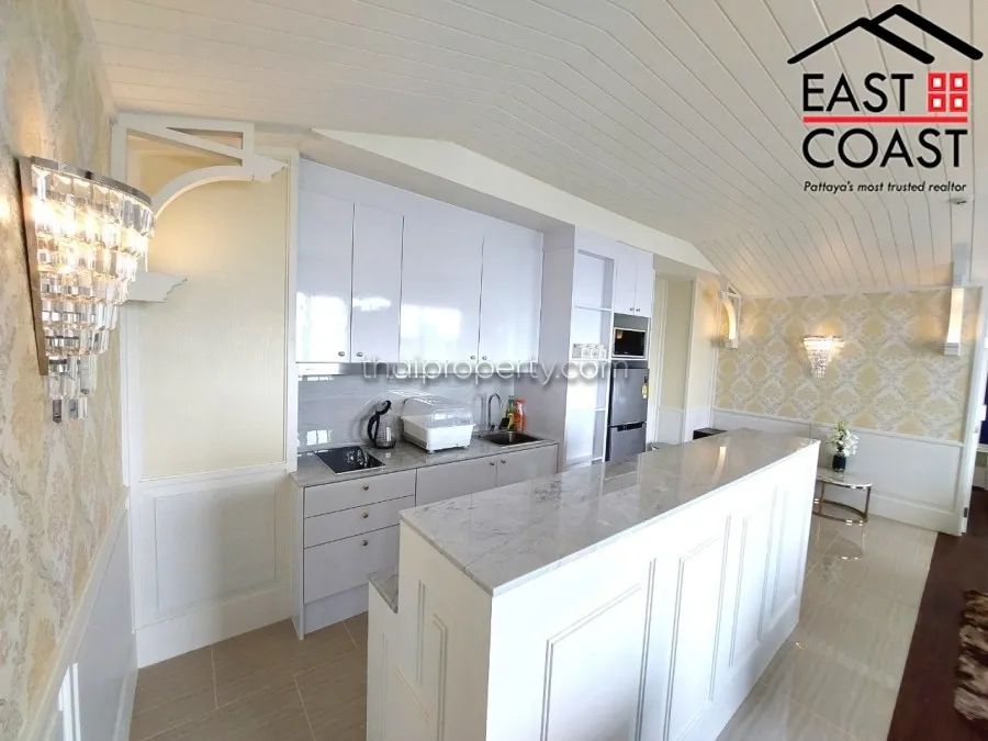 Grand Florida Beachfront Condo Resort Pattaya photo 9