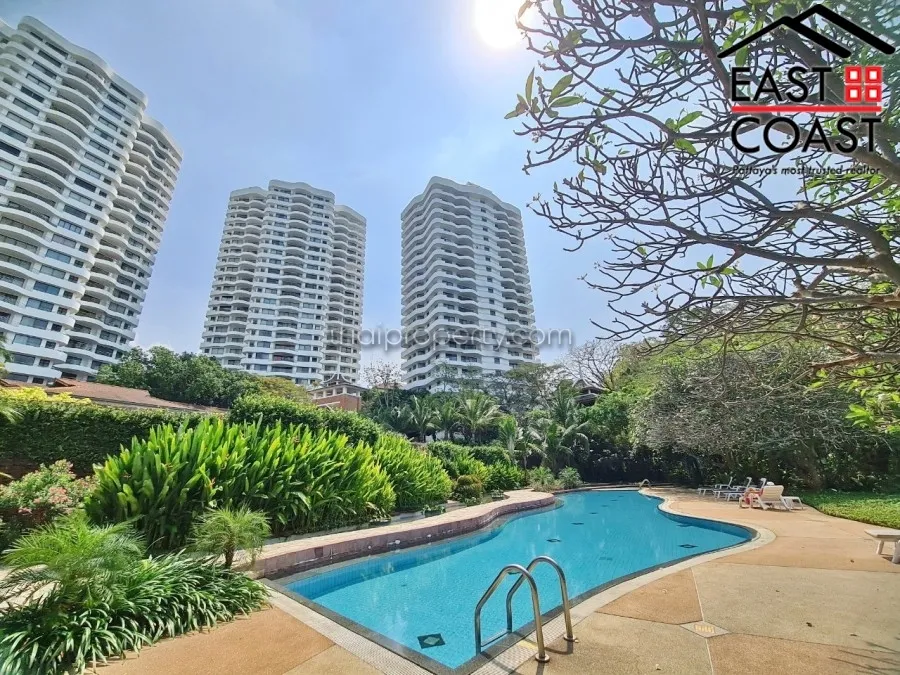 Royal Cliff photo 62