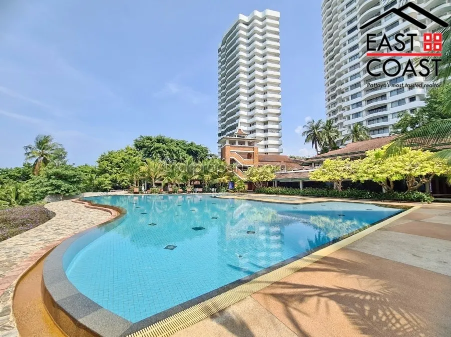 Royal Cliff photo 61