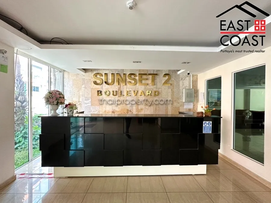 Sunset Boulevard 2 photo 33