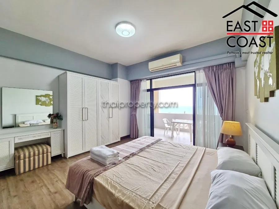 Jomtien Complex photo 8