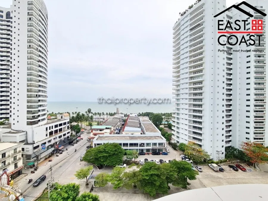 Jomtien Complex photo 3