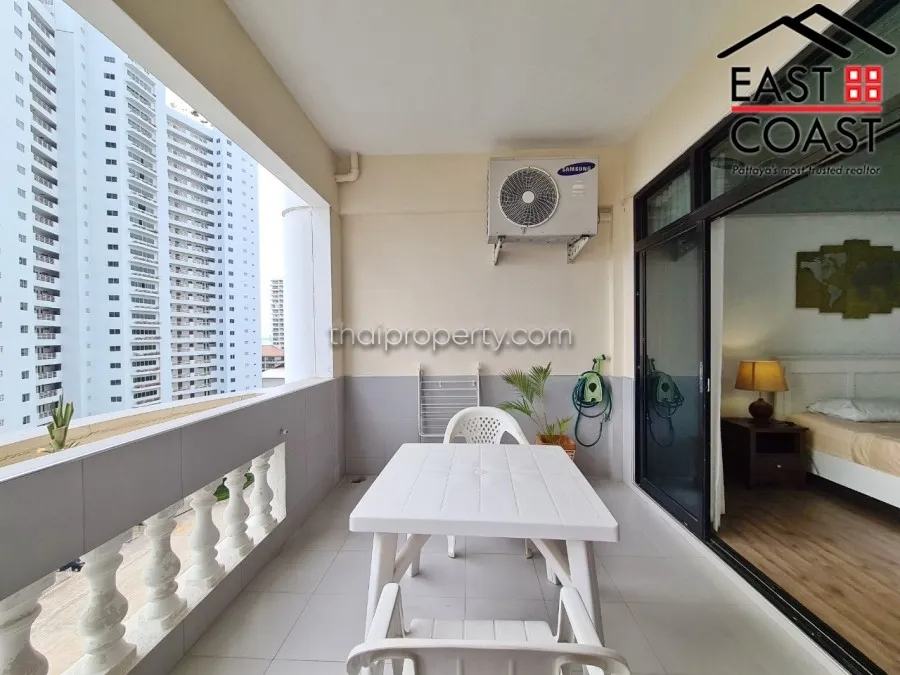 Jomtien Complex photo 16