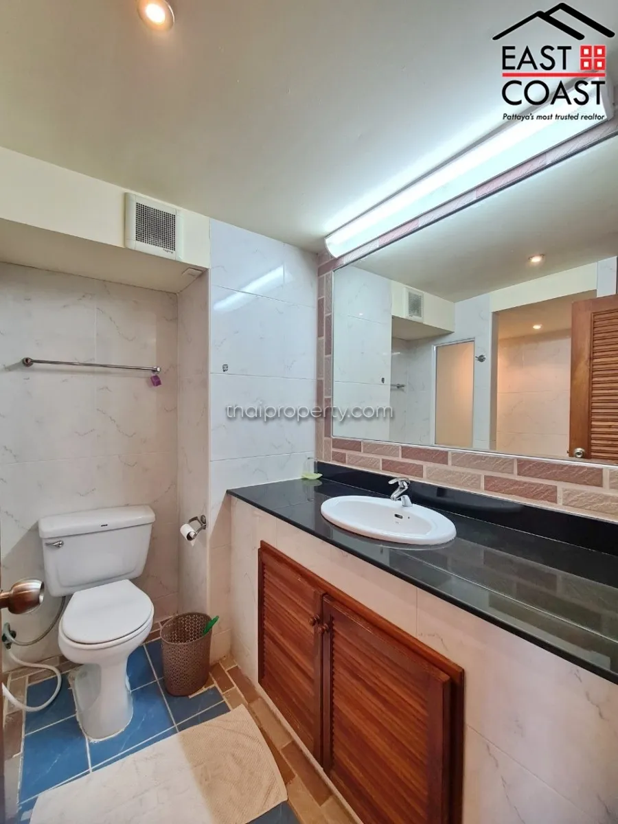 Sombat Condo photo 17