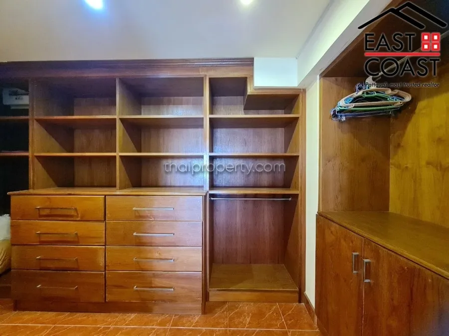 Sombat Condo photo 14