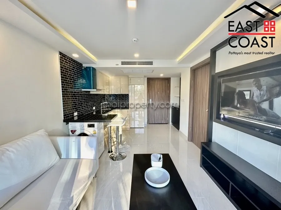 Grand Avenue Residence