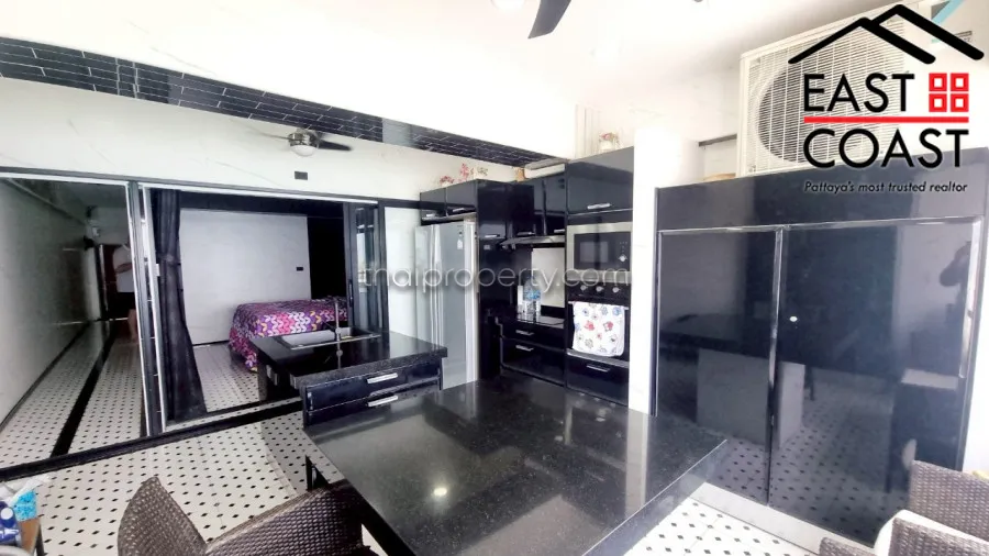 Jomtien Complex photo 4