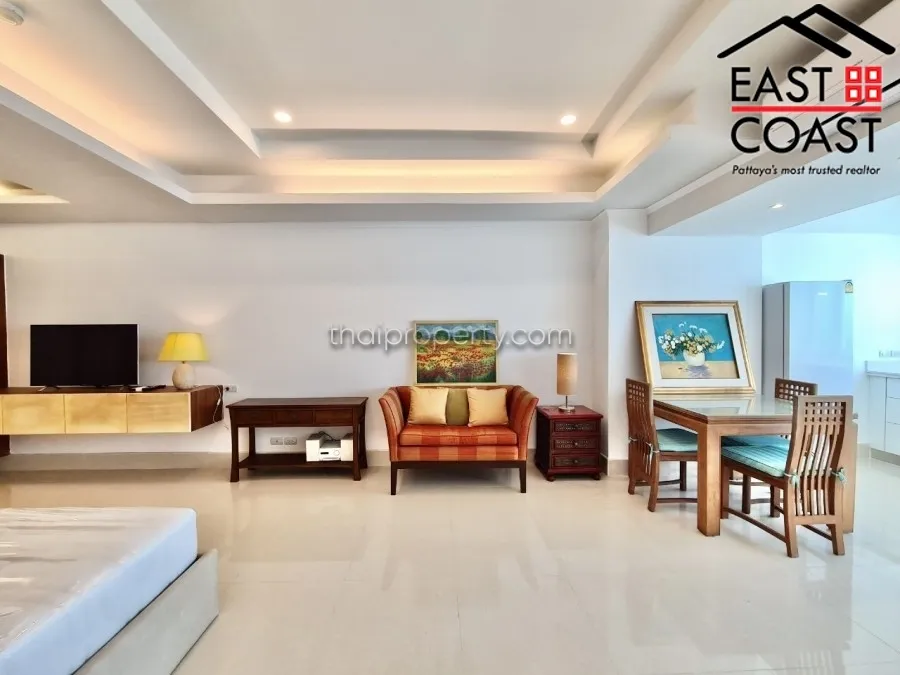 Jomtien Complex photo 9