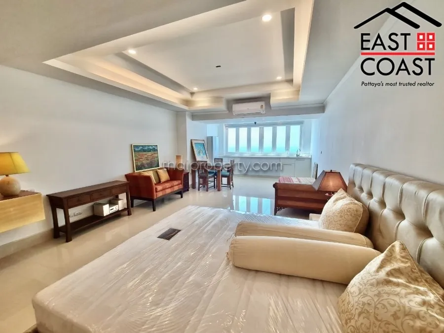 Jomtien Complex photo 8