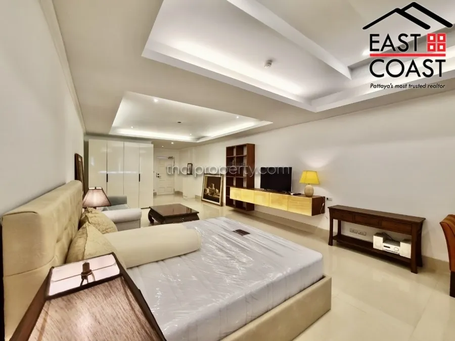 Jomtien Complex photo 17